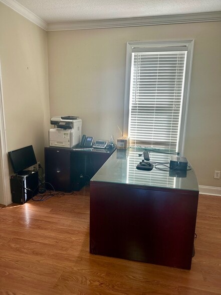 More Photos Of 901 E Washington St, Orlando Office For Lease