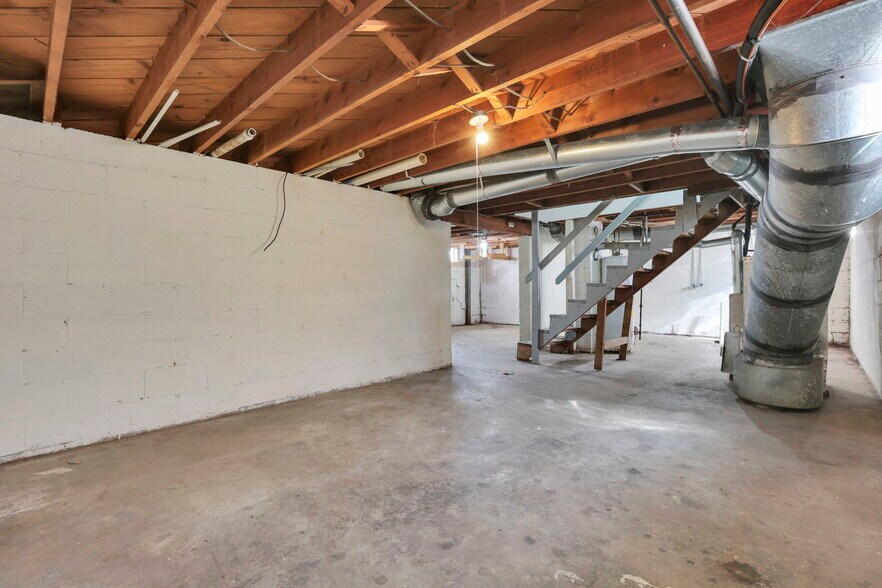 More Photos Of 1865-1867 Agler Rd, Columbus Multifamily For Sale