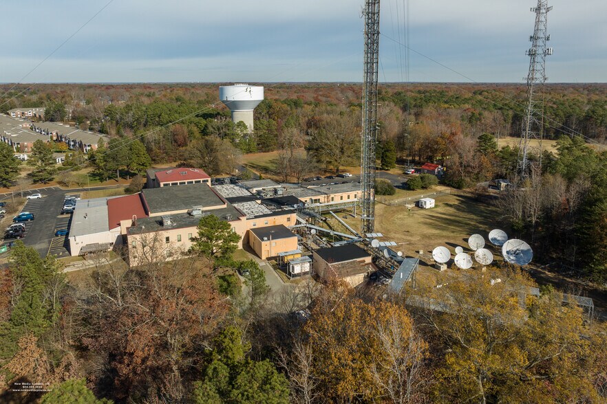 More Photos Of 23 Sesame St, Richmond Telecom Hotel Data Hosting For Sale