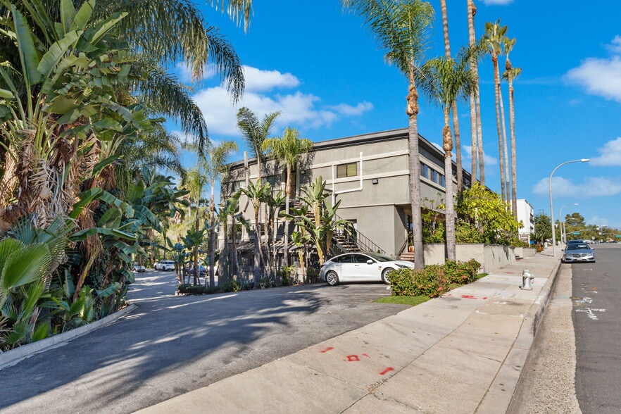 More Photos Of 405 S State College Blvd, Brea Storefront Retail Office For Sale