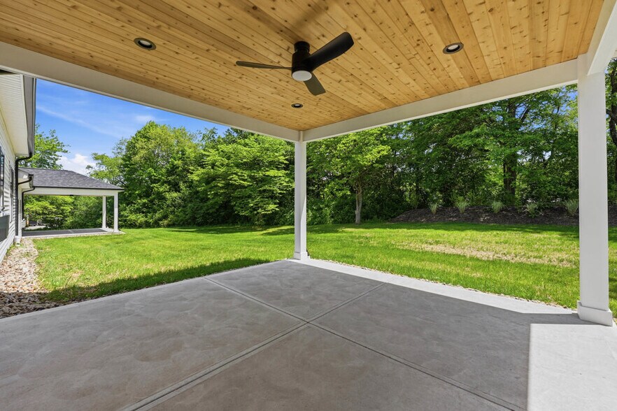 More Photos Of 100 Huselton Dr, Butler Specialty For Sale