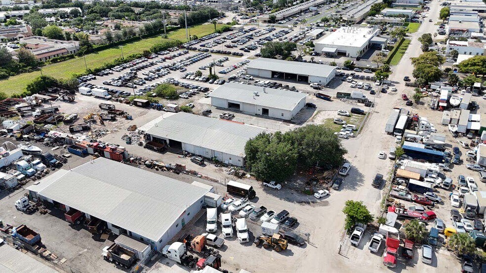 More Photos Of 2269 Indian Rd, West Palm Beach Warehouse For Lease