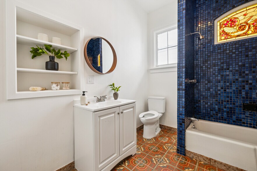 More Photos Of 2332-2334 California Street, San Francisco Apartments For Sale