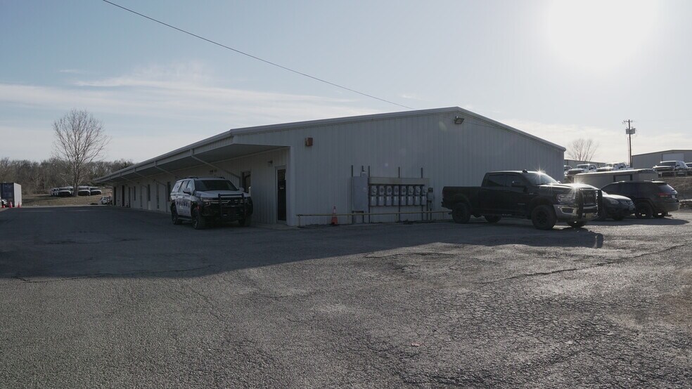 More Photos Of 659 Martin Duke Rd, Van Alstyne Warehouse For Lease