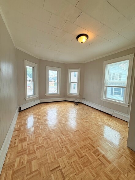 More Photos Of 61-75 Bingley Ter, Johnston Apartments For Sale