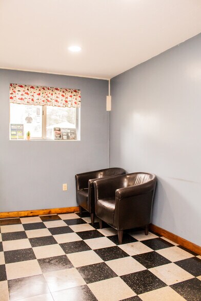 More Photos Of 8 Englewood St, Webster Auto Repair For Sale