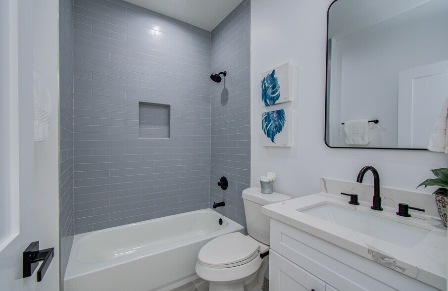More Photos Of 5024 Winnetka St, Houston Multifamily For Sale