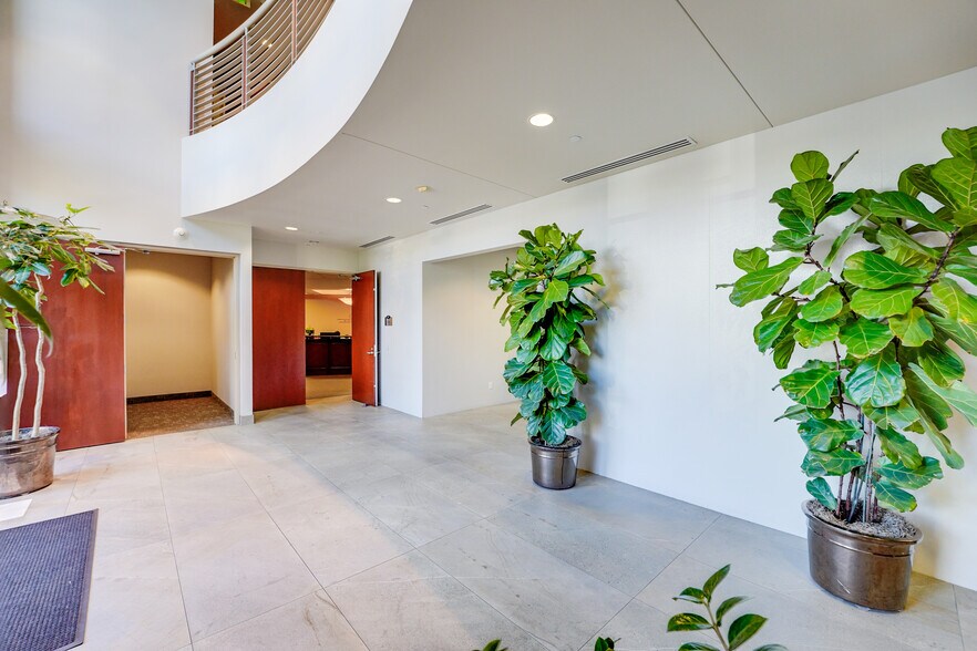 More Photos Of 2710 Loker Ave W, Carlsbad Office For Lease