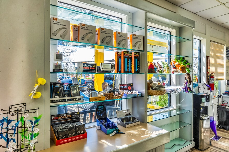 More Photos Of 2700 Mendocino Ave, Santa Rosa Carwash For Sale