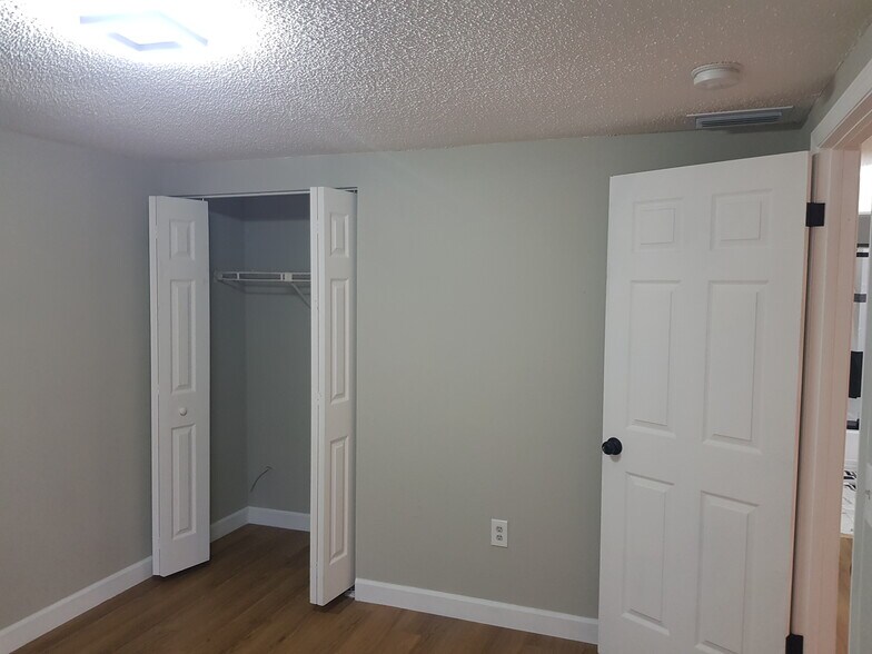 More Photos Of 311 58th Ave E, Bradenton Apartments For Sale