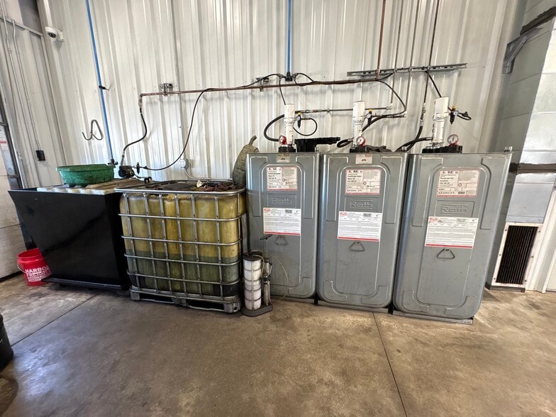 More Photos Of 2206 IFCU Way way, Lafayette Auto Repair For Sale