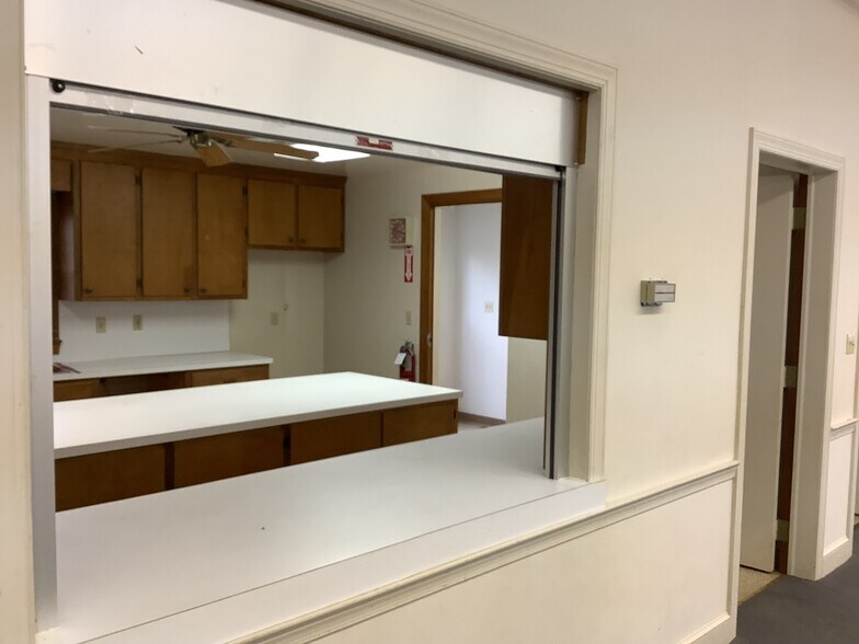 More Photos Of 605 Clarksbury Church Rd, Thomasville Religious Facility For Sale