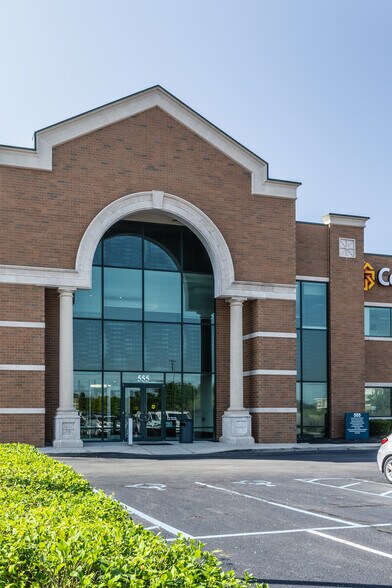 More Photos Of 555 E County Line Rd, Greenwood Medical For Lease