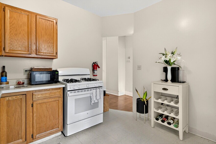 More Photos Of 204 W Spencer St, Ithaca Apartments For Sale