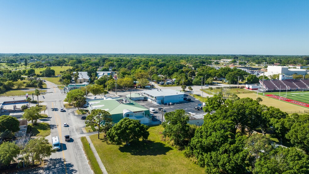 More Photos Of 1615 14th Ave, Vero Beach Medical For Sale