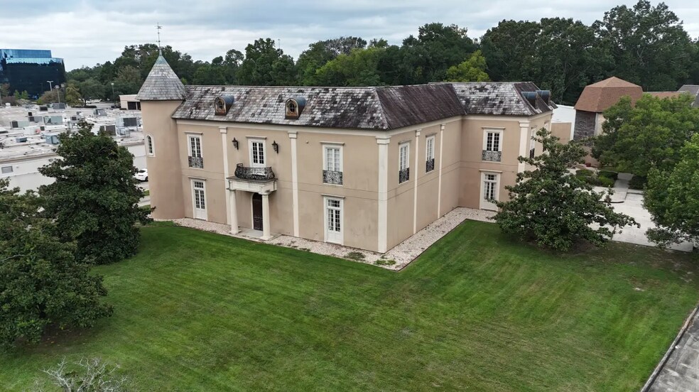 More Photos Of 5330 Bluebonnet Rd, Baton Rouge Showroom For Sale