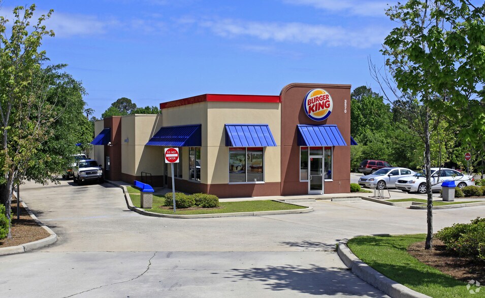 More Photos Of 3570 Apalachee Pky, Tallahassee Fast Food For Lease