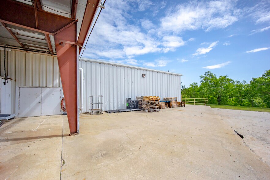 More Photos Of 1820 N Council Rd, Blanchard Food Processing For Sale