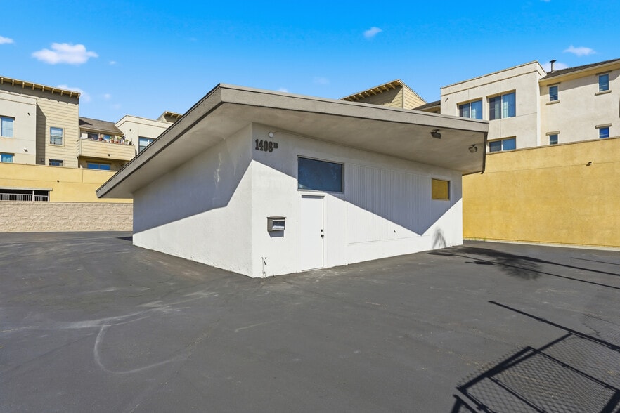 More Photos Of 1408 S Escondido Blvd, Escondido Freestanding For Lease