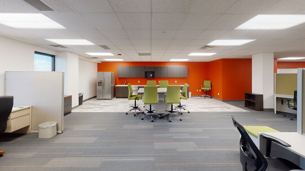 More Photos Of 6602 E 75th St, Indianapolis Office For Lease