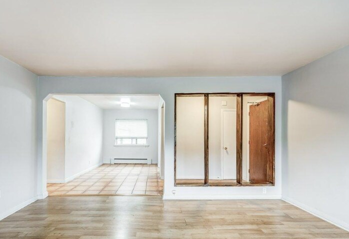 More Photos Of 6 Lake Shore Dr, Toronto Apartments For Sale