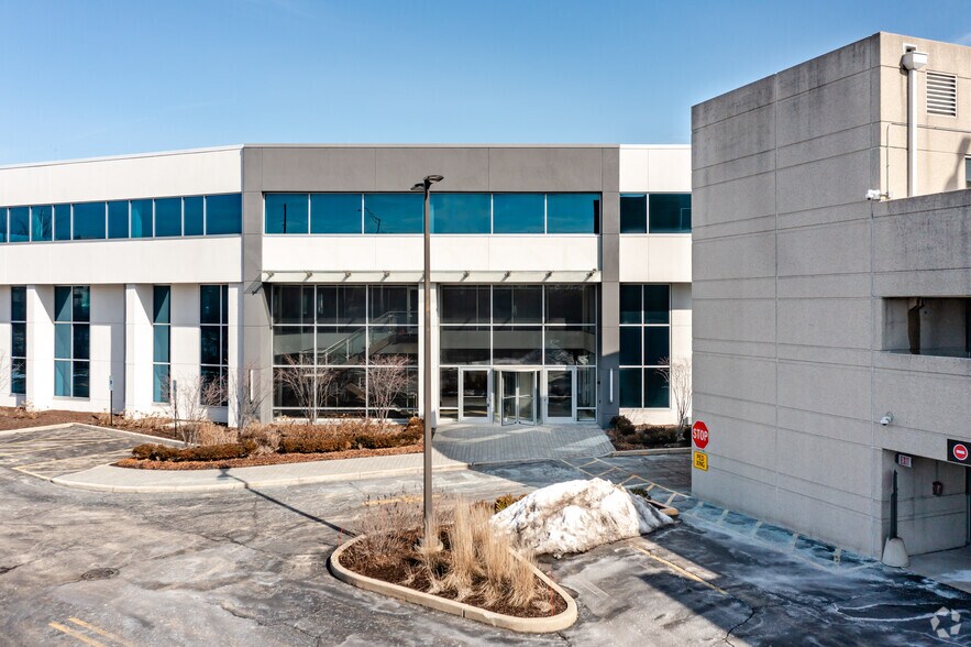 More Photos Of 2100 Swift Dr, Oak Brook Office For Lease