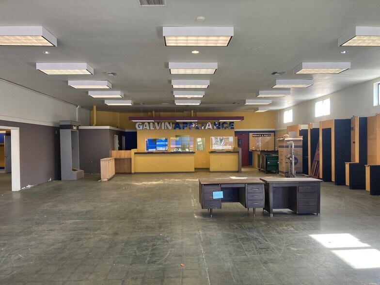 More Photos Of 615-619 San Pablo Ave, Albany Freestanding For Lease