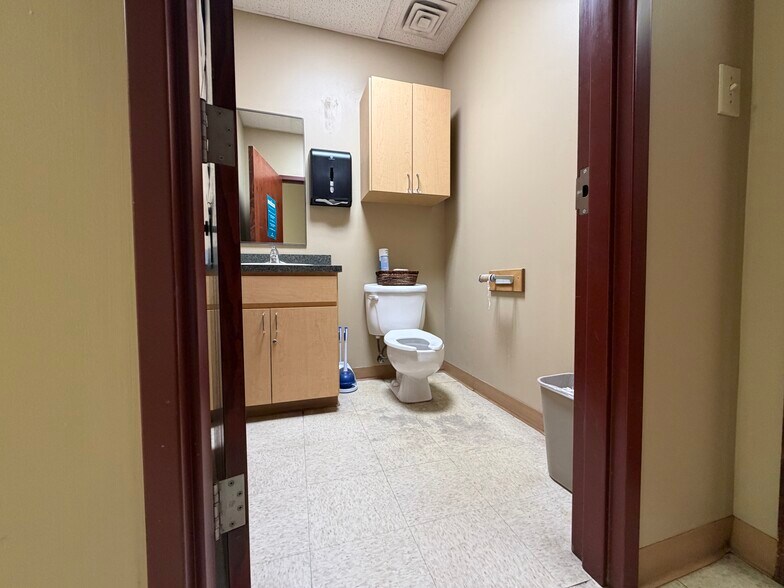 More Photos Of 6000 Joe Frank Harris Pky NW, Adairsville Healthcare For Lease