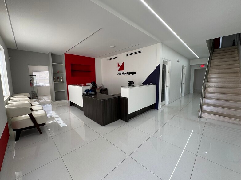 More Photos Of 1040 S Federal Hwy, Hollywood Office For Sale
