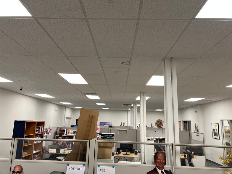 More Photos Of 2483-2495 Washington Ave, San Leandro Light Manufacturing For Lease