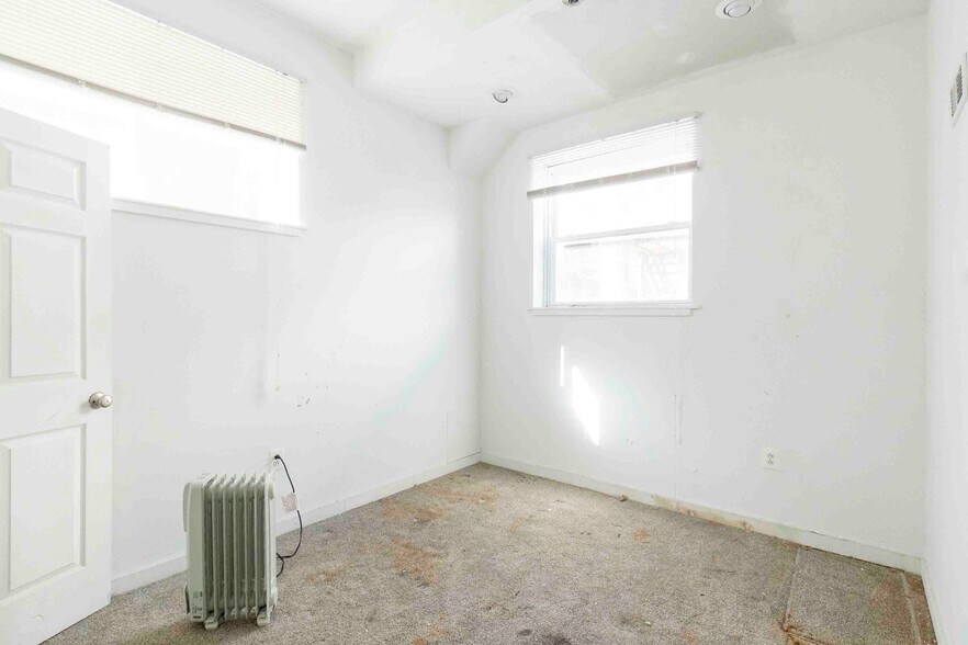 More Photos Of 3848-3856 Lancaster Ave, Philadelphia Office For Lease