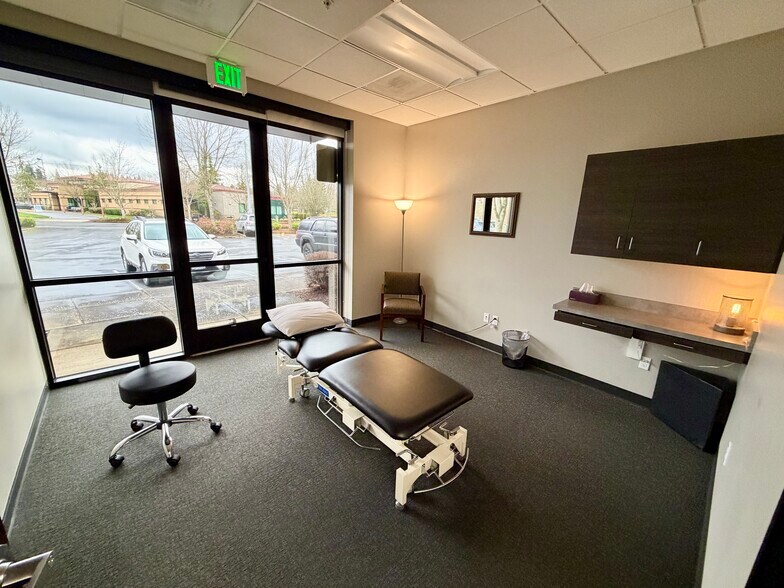 More Photos Of 19150 SW 90th Ave, Tualatin Medical For Lease