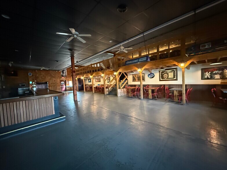 More Photos Of 10 Ruth St, Vernon General Retail For Sale