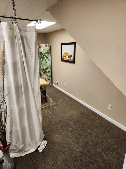 More Photos Of 11811 Upham St, Broomfield Warehouse For Lease