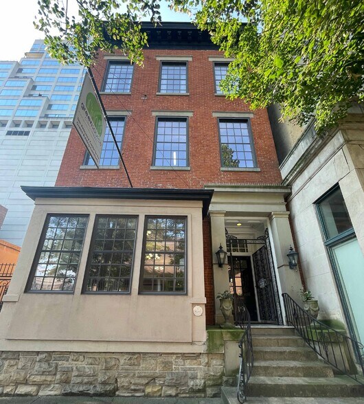 More Photos Of 19 E 8th St, Cincinnati Office For Sale