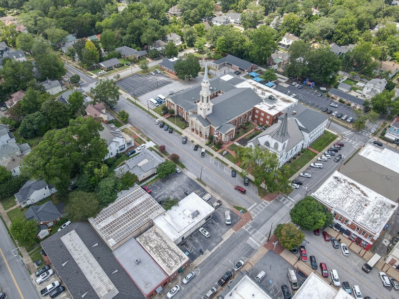 More Photos Of 14 Brown St, Newnan Office For Sale