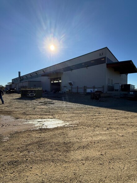 More Photos Of 7160 Antoine, Shreveport Manufacturing For Sale