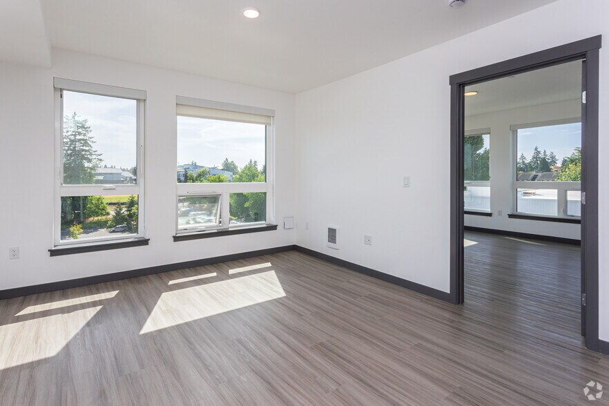 More Photos Of 1505 SW 107th St, Seattle Apartments For Lease