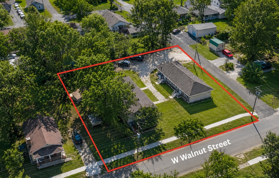 Primary Photo Of 1820-1824 W Walnut St, Springfield Apartments For Sale