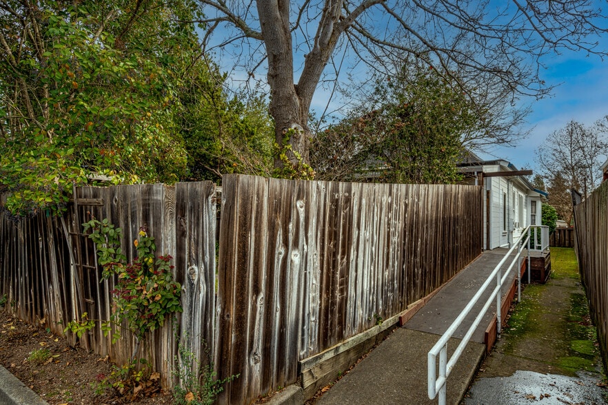 More Photos Of , Sonoma Unknown For Sale