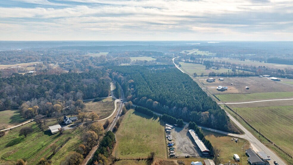 More Photos Of 1020 Blue Springs Rd, Buckhead Parking Lot For Sale