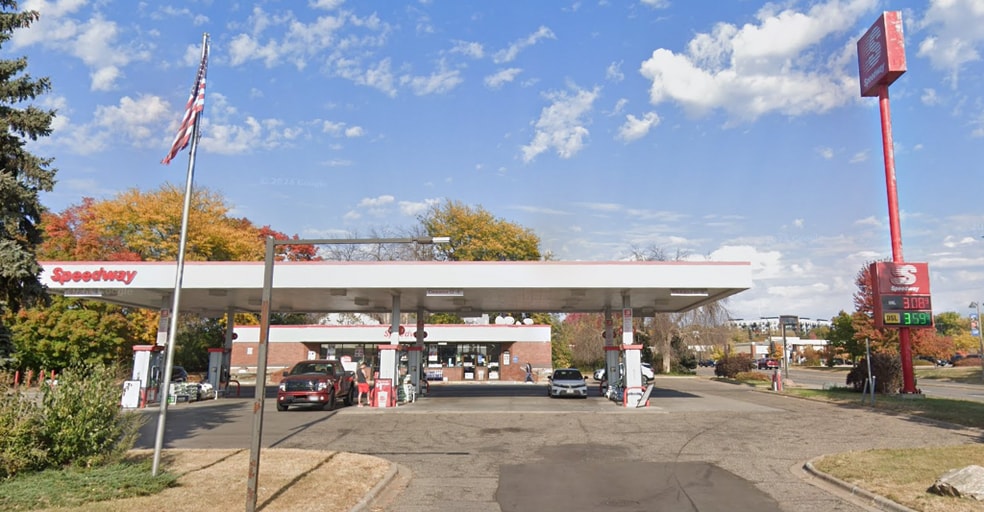 Primary Photo Of 7162 E Point Douglas Rd, Cottage Grove Convenience Store For Lease