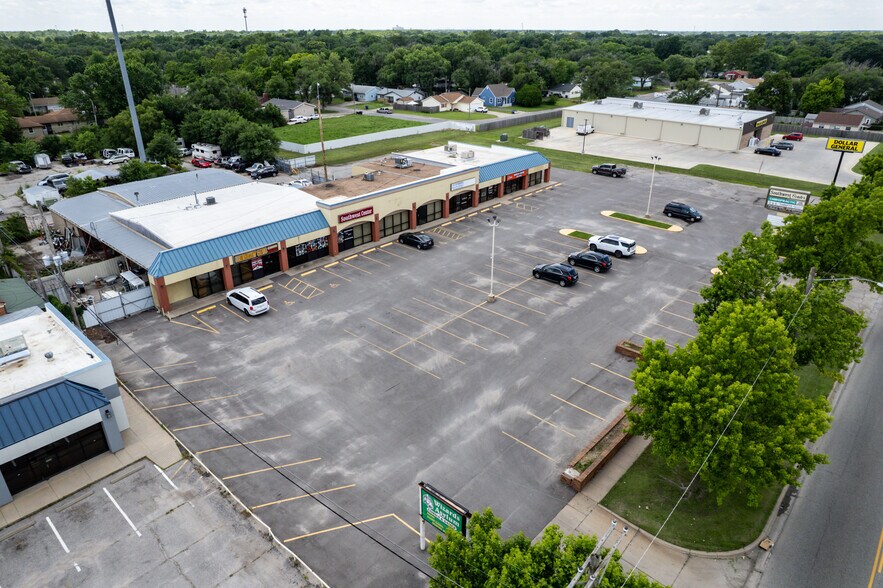 More Photos Of 1309-1415 W 31st St S, Wichita Storefront Retail Office For Sale