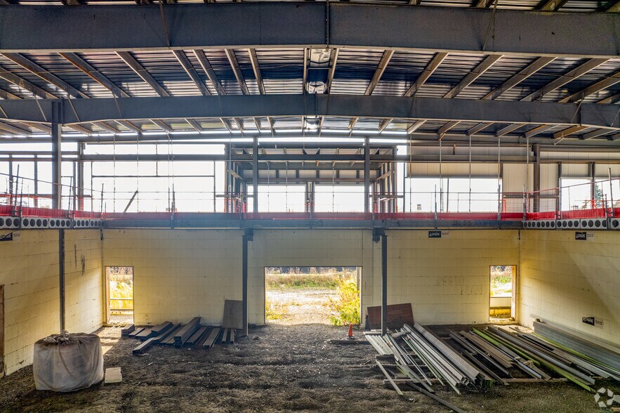 More Photos Of 10 Vice Regent Blvd, Toronto Land For Lease