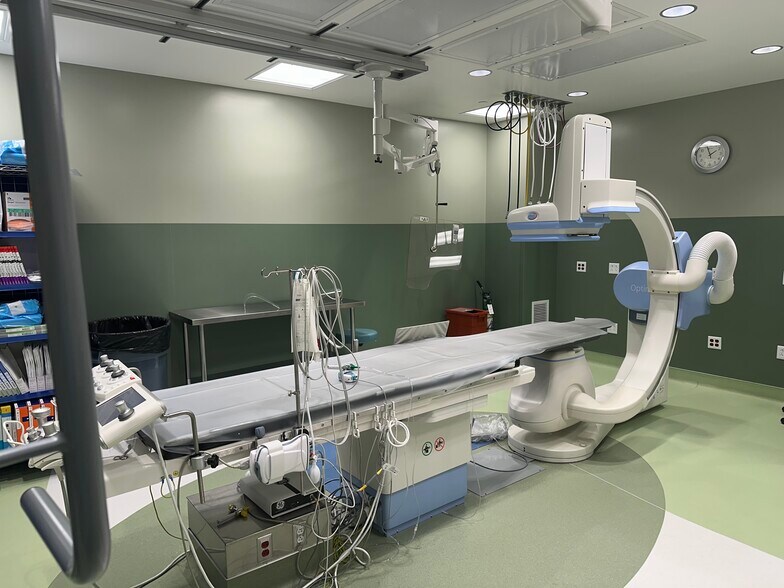 More Photos Of 77 S Dobson Rd, Chandler Medical For Sale