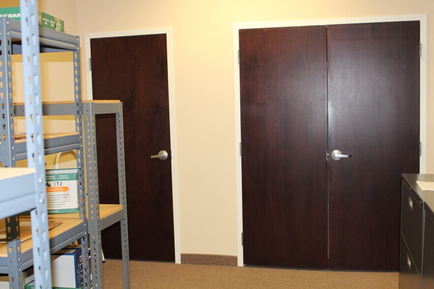 More Photos Of 491 Amwell Rd, Hillsborough Office For Sale