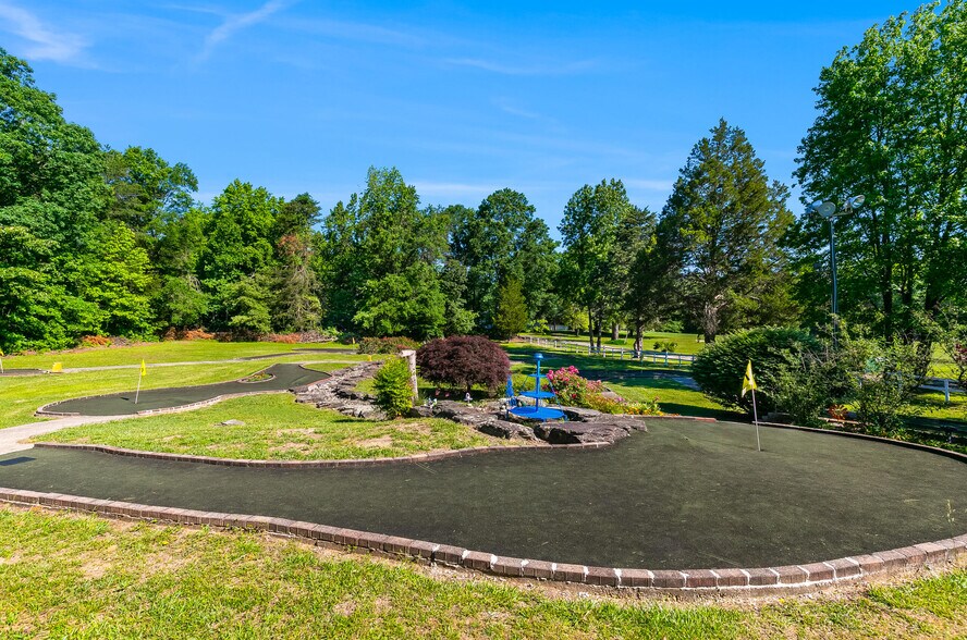More Photos Of 5075 Crain Hwy, La Plata Golf Course Driving Range For Sale