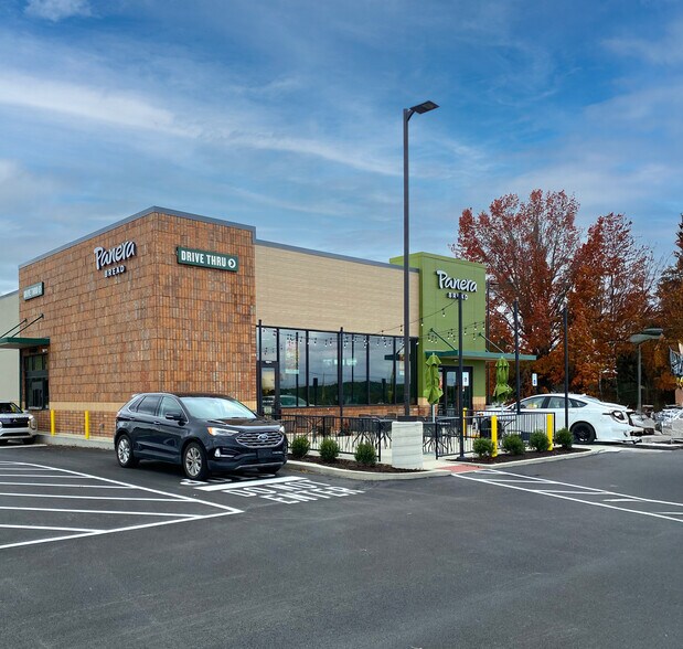 Primary Photo Of 47 Holiday Inn Rd, Clarion Restaurant For Sale