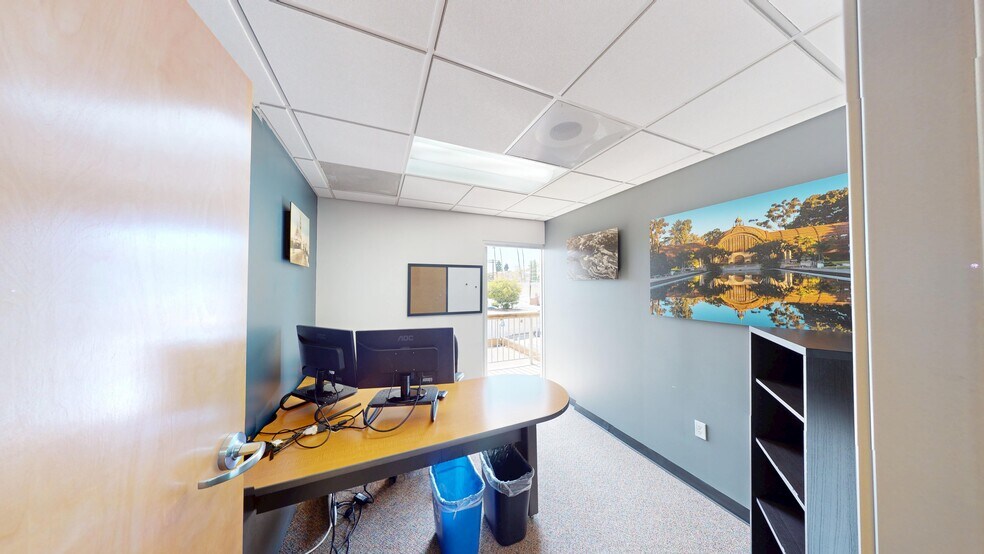 More Photos Of 1940 Garnet Ave, San Diego Medical For Sale