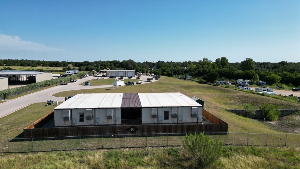 More Photos Of 14752 State Highway 29 hwy, Liberty Hill Industrial For Lease